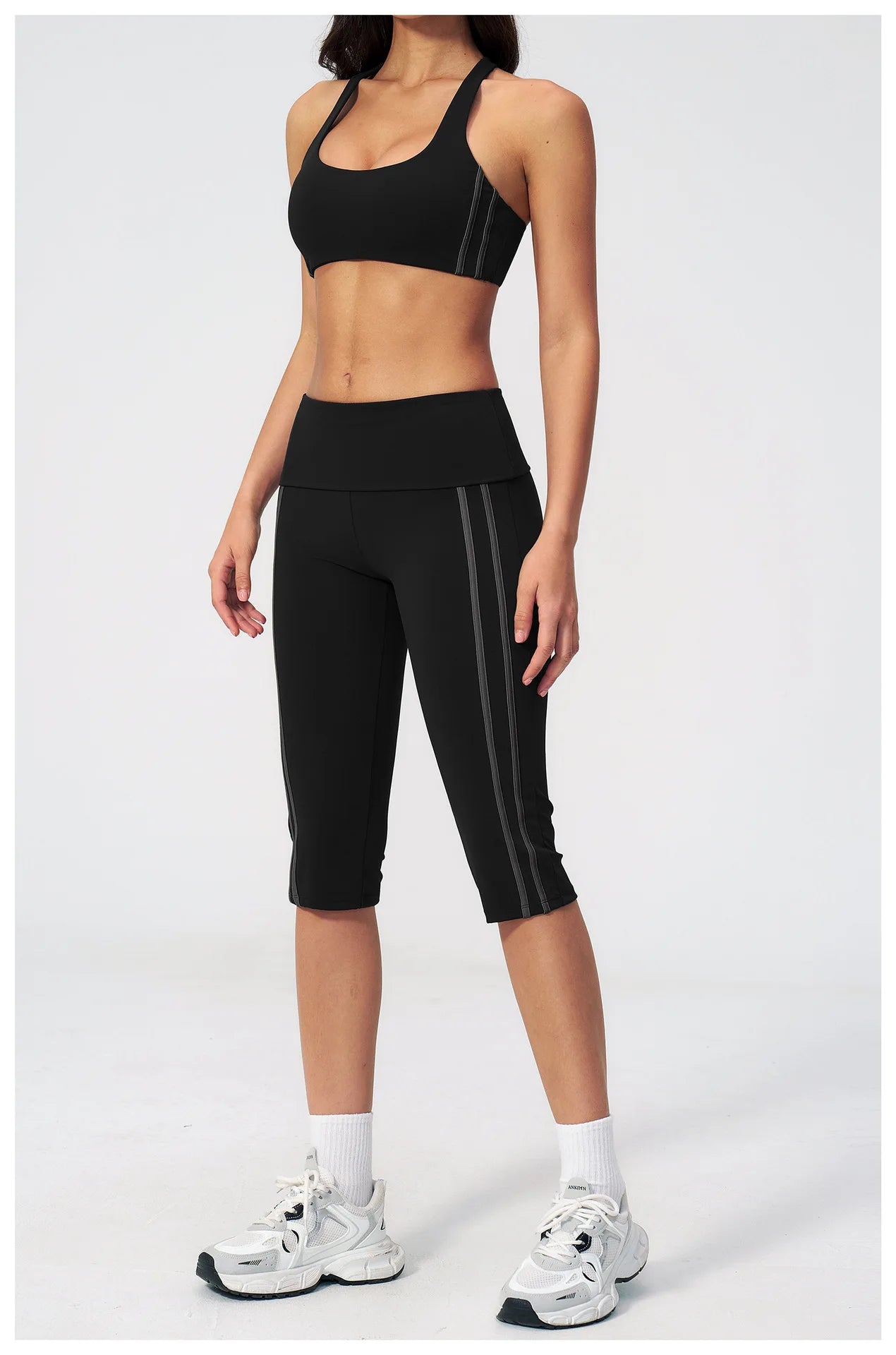 Women's Yoga Tracksuit Set — Capri Pants & Matching Top