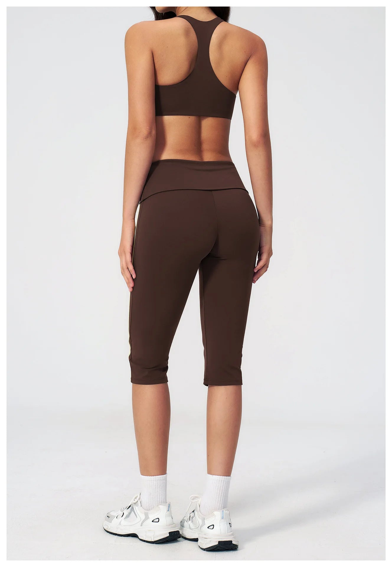 Women's Yoga Tracksuit Set — Capri Pants & Matching Top
