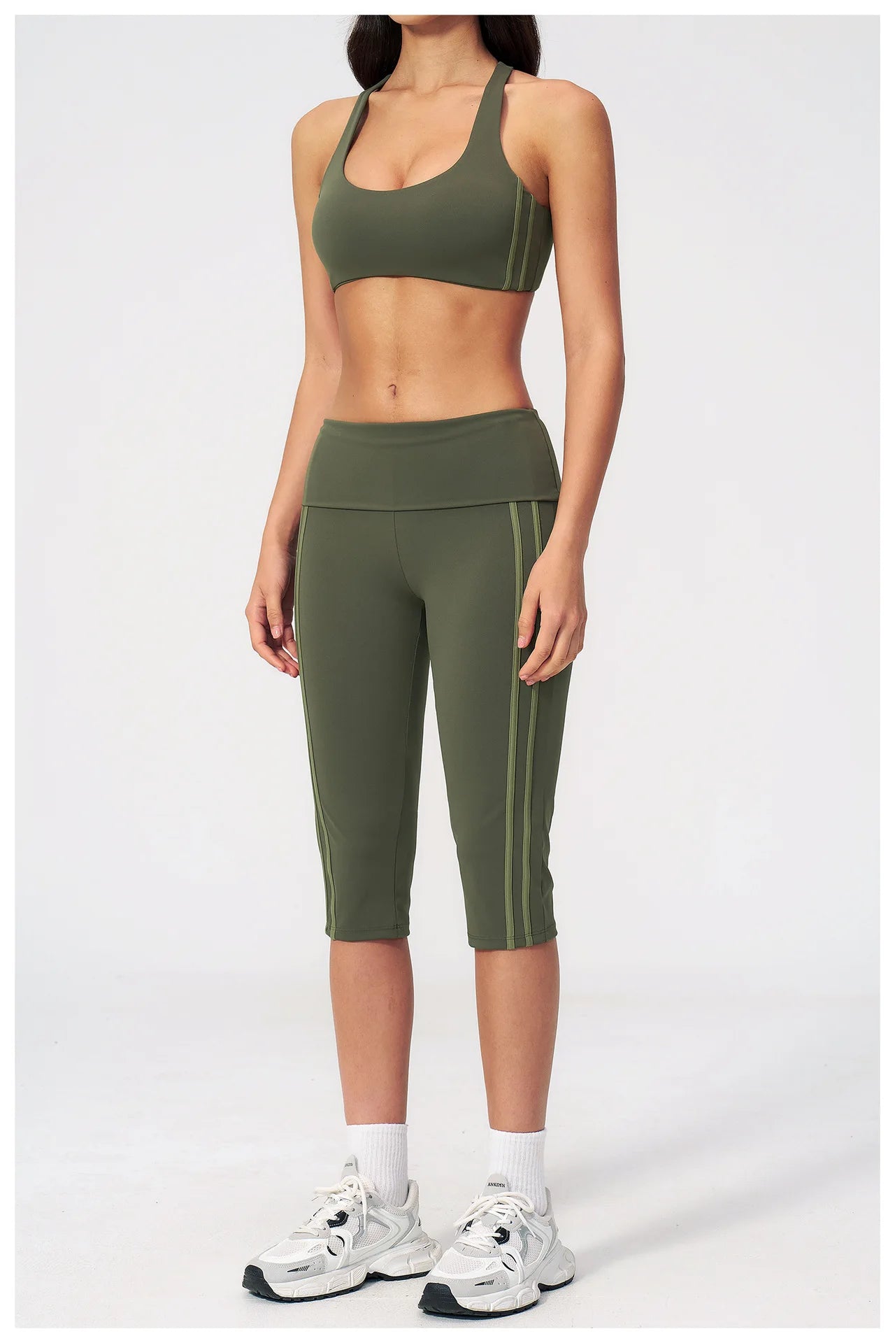 Women's Yoga Tracksuit Set — Capri Pants & Matching Top