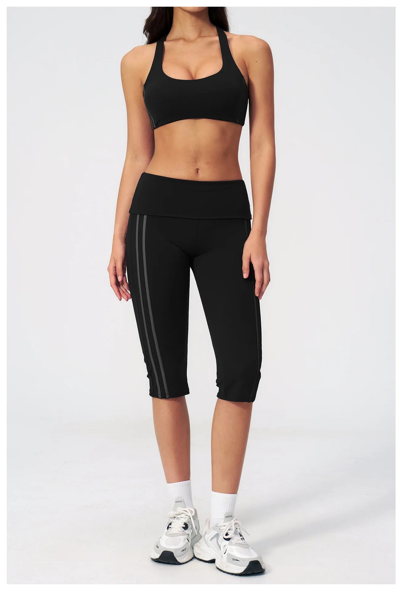 Women's Yoga Tracksuit Set — Capri Pants & Matching Top