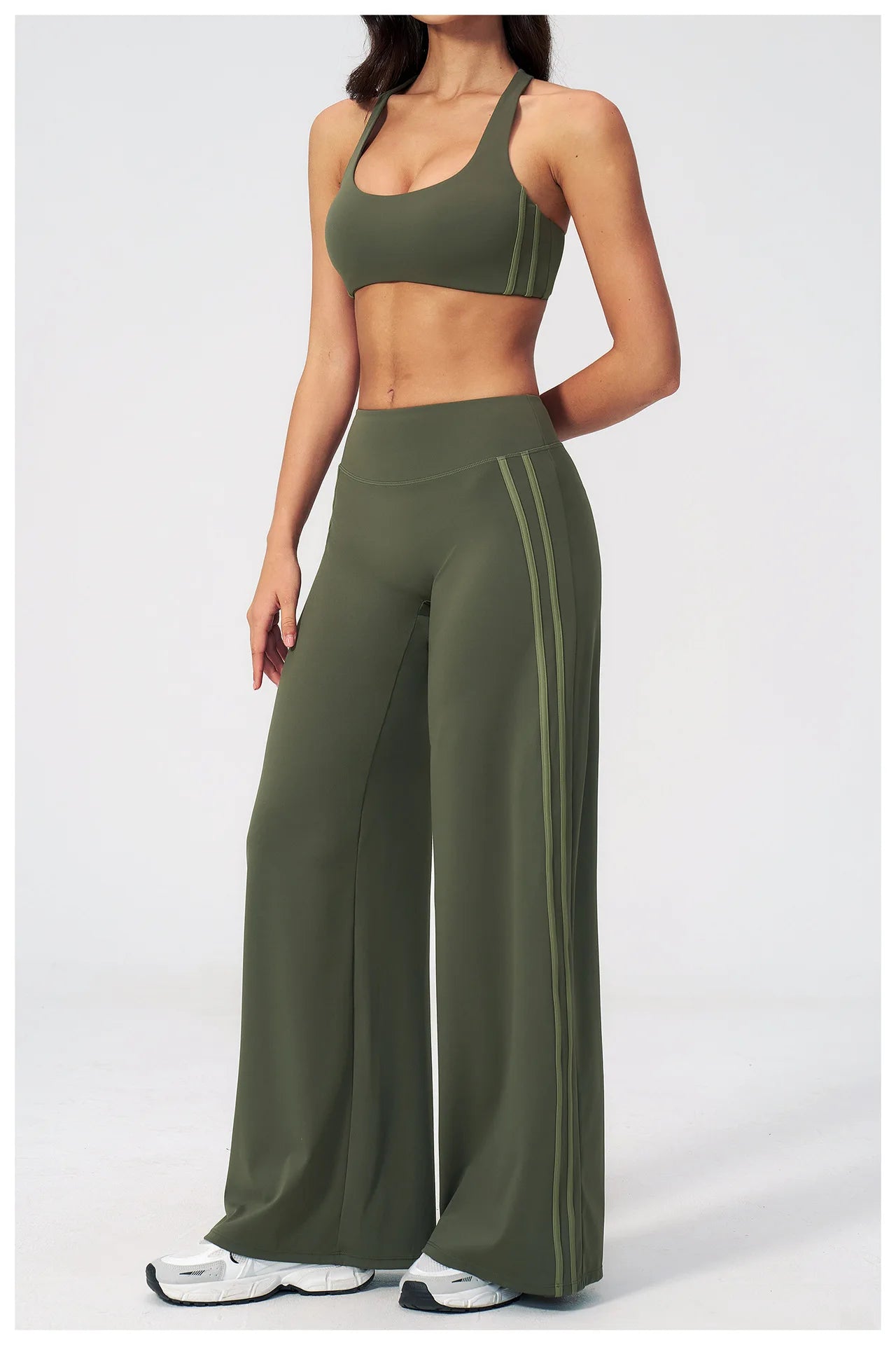 Women's Yoga Tracksuit Set — Capri Pants & Matching Top